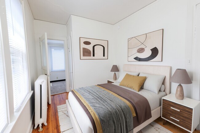 Snelling Villas