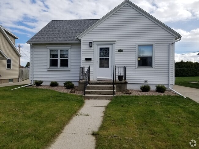 Street view - 1709 Grand Ave Rental