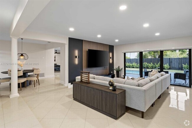 Building Photo - 8160 NW 20th Ct Rental