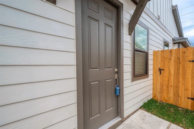 27838 Western Crk Ct