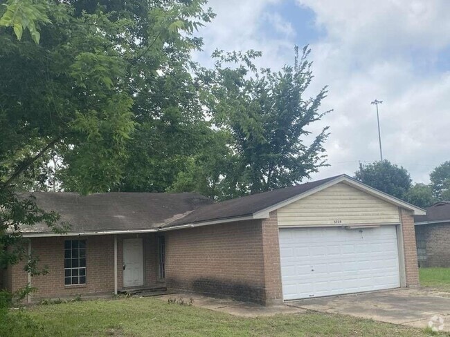 Building Photo - 5739 Gatewood St Rental