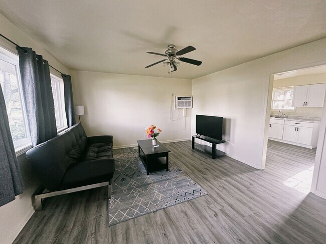 Photo - 4131 S 00ew Unidad APT C