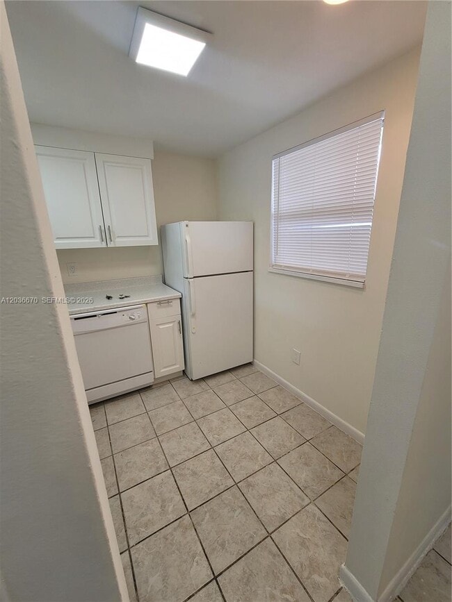 Photo - 2800 NW 56th Ave Unidad E401
