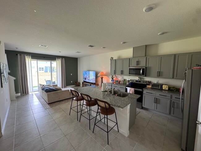 Building Photo - 641 Preston Cv Dr Rental