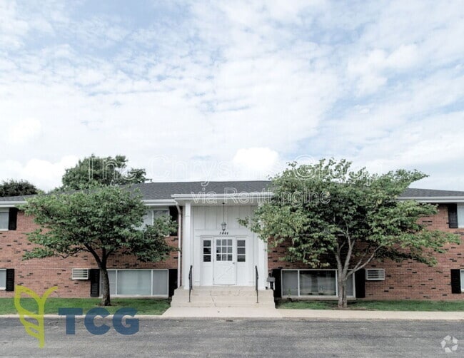 Building Photo - 1444 State St Rental