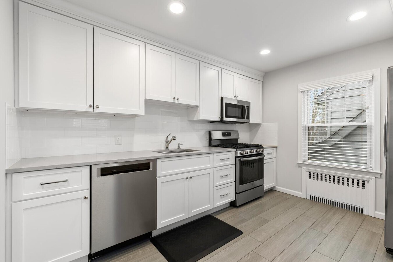 Photo - 416 Tompkins Ave Unit 2nd Floor