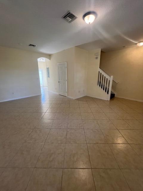 Photo - 211 E Thatch Palm Cir