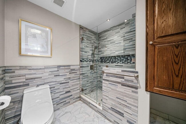 Photo - 6635 Wanda Ln