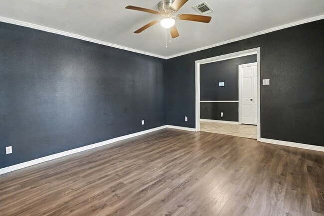 Photo - 5001 Glenhaven Dr