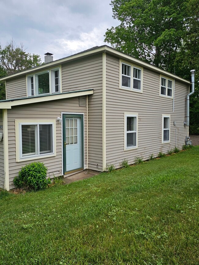 Photo - 3423 Poplar St