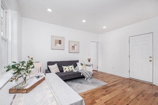 Photo - 45 Ashford St Unit 20