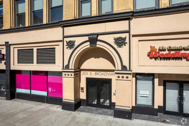 249-259 S Broadway - Pan American Lofts