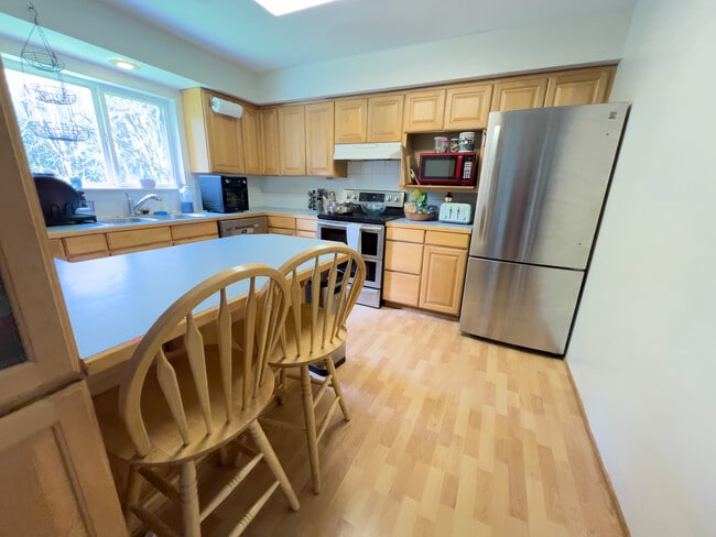 Photo - 13355 N Madison Ave NE