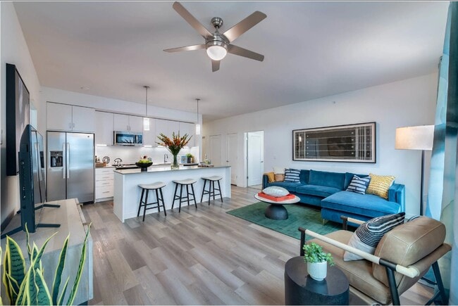 Photo - 2105 Forum Dr Unit 3318