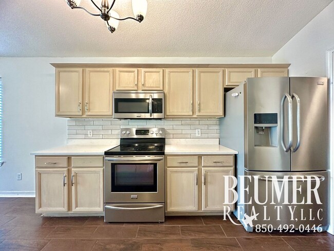 628 Reservation Ave