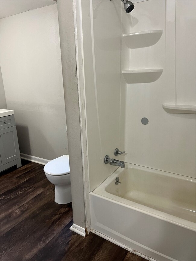 Building Photo - 810 S Brownell St