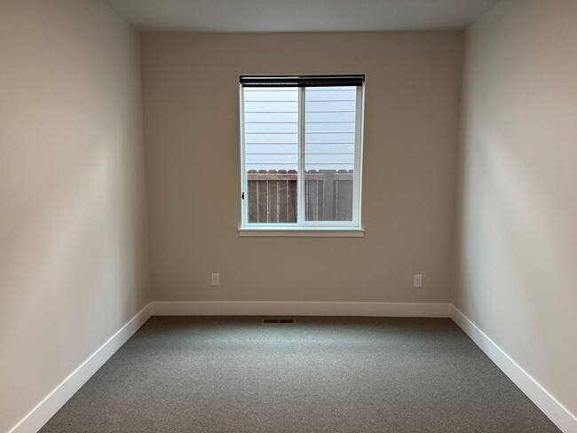 Photo - Beautiful Three Bedroom New Construction Home For Rent