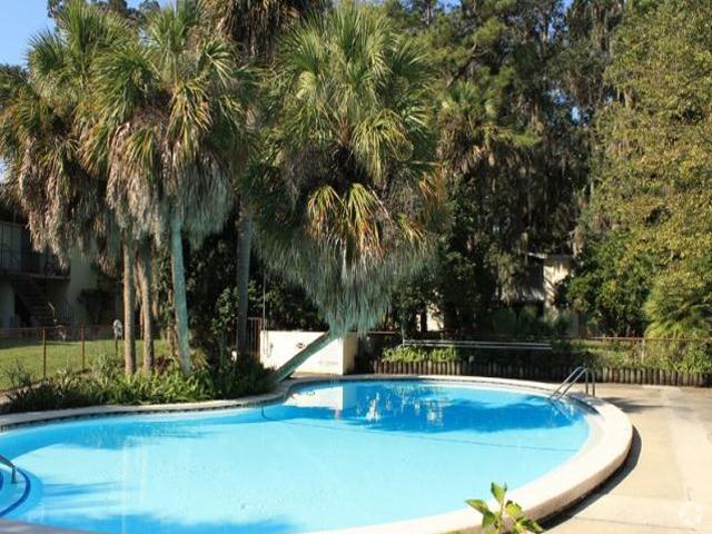 Pool - Sun Key Sun Harbor Apartments