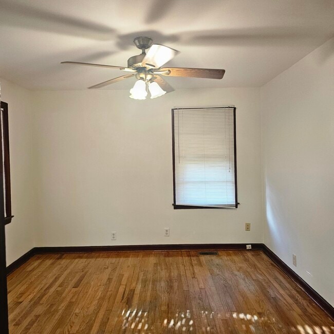 Photo - 287 Myrtle St