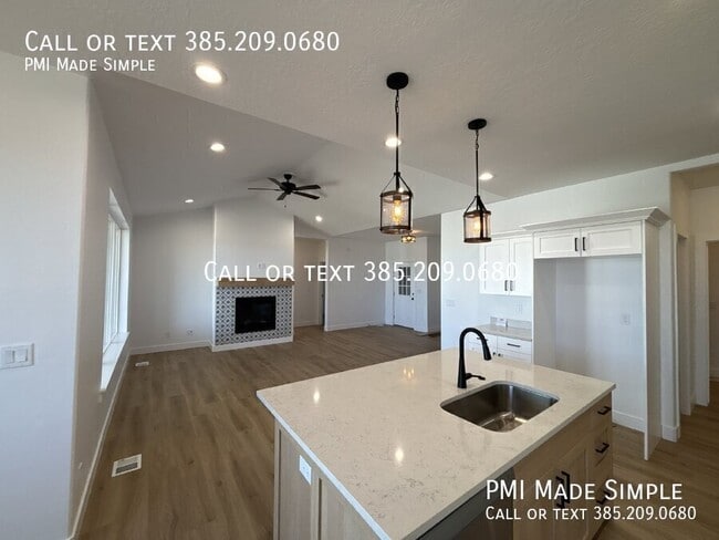 Photo - 1215 N 400 E