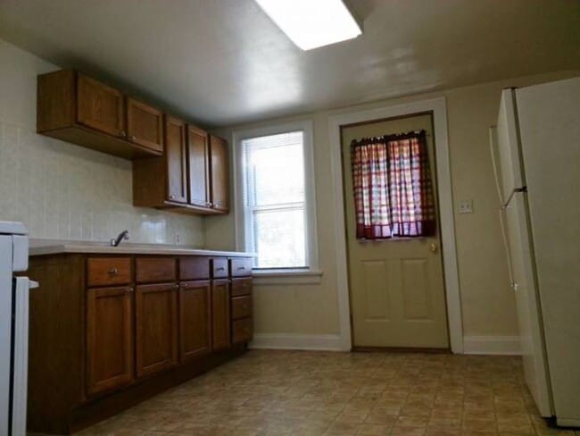 3621 10th Ave Unit 10th Ave Upper