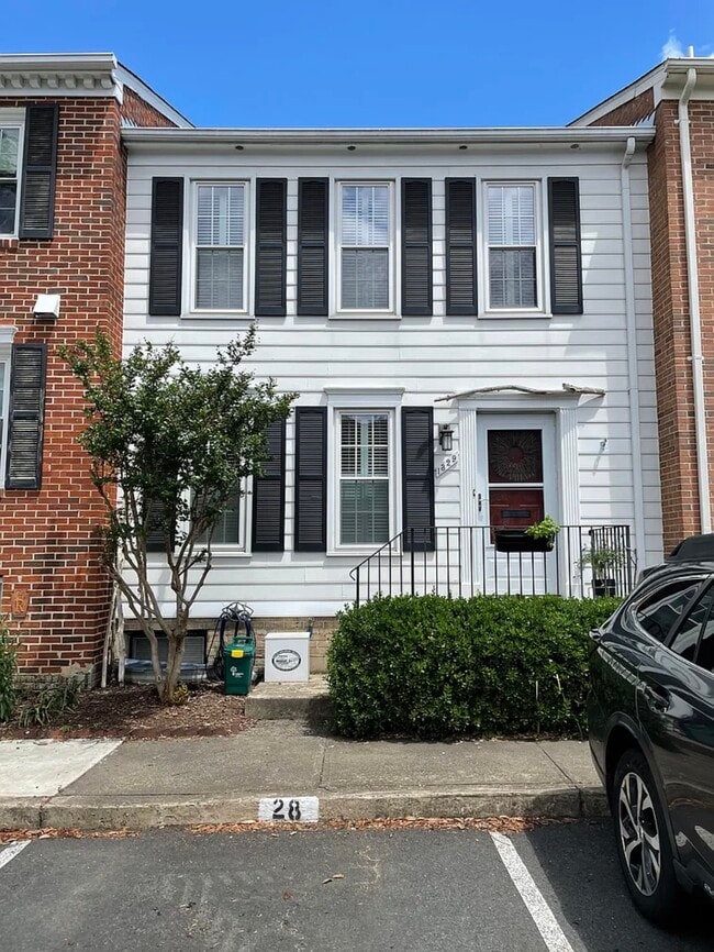 Building Photo - 1329 Chetworth Ct
