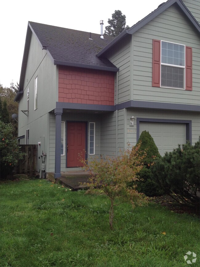 Building Photo - 35413 Oakwood Dr Rental