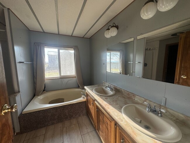 Photo - Country Living