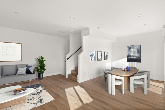 Photo - 1853 S Longwood Ave Unit 1853