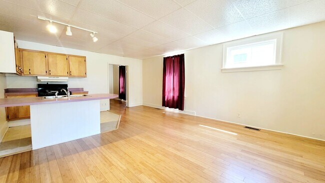 Photo - 802 S 27th St Unit 804 S 27th St