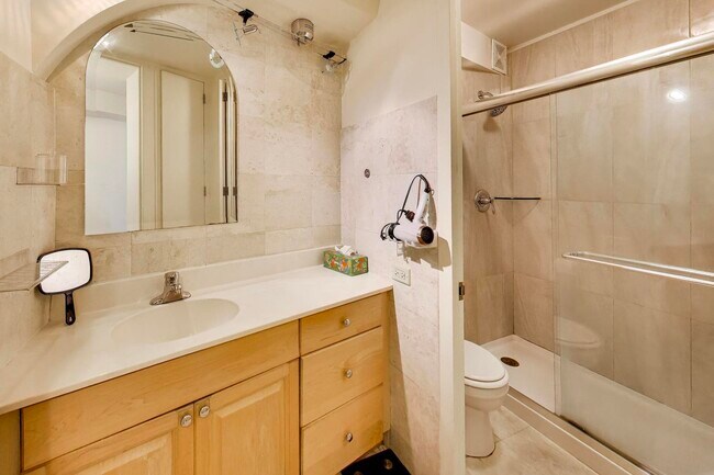 Photo - 300 N State St Unit 4702