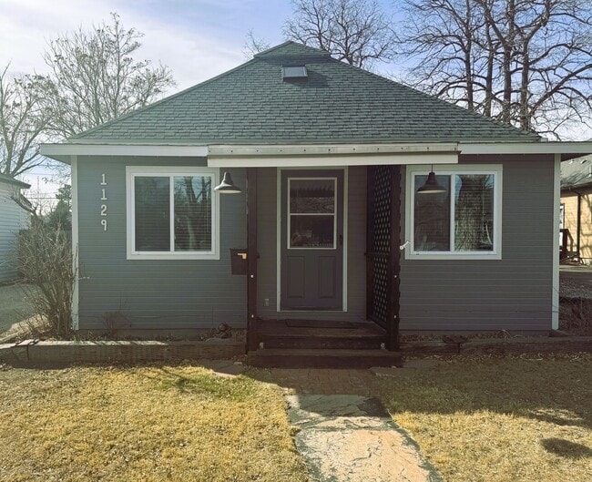 Building Photo - Home Sweet Home Loveland