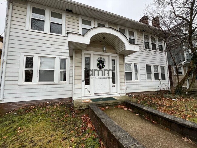 Building Photo - 10407 Clifton Blvd Unit UPPER