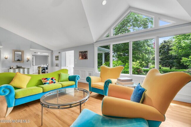 Photo - 16 Bingham Hill Cir