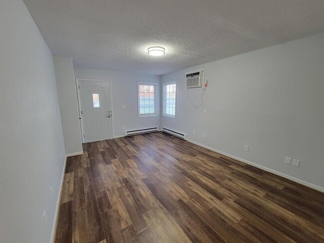 Photo - 308 Hope St