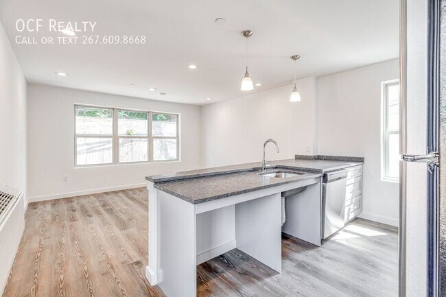 Photo - 751 N 43rd St Unit 301