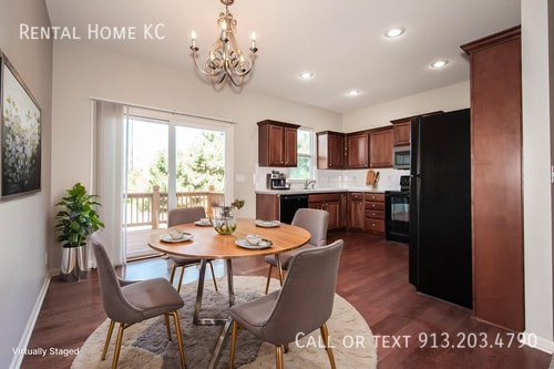 Photo - 7420 McCoy St