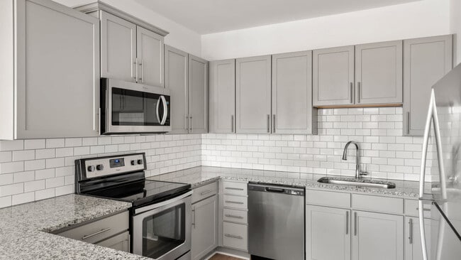 Cocina con electrodomésticos de acero inoxidable - Sixes Ridge