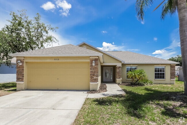 Building Photo - 5002 Quercus Loop Rental