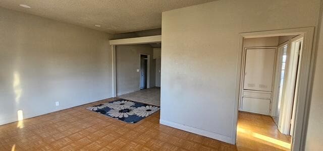 Photo - 2118 47th St