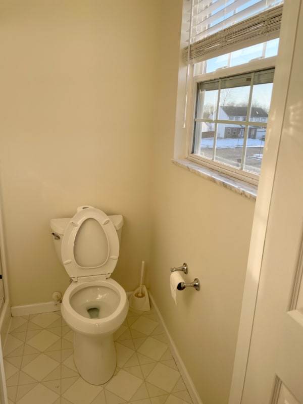 Photo - 7516 Swindon St