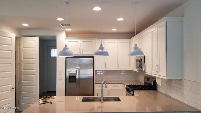 Photo - 19350 W Highland Ave