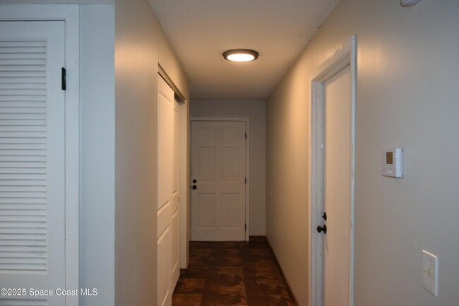 Photo - 326 Decordre Rd SE