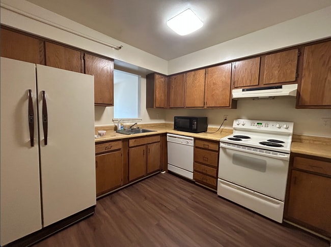 Photo - 4833 Berwyn House Rd