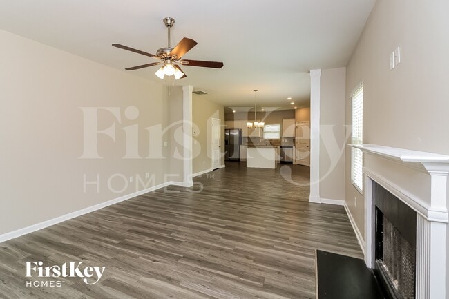 Photo - 382 Stable View Loop