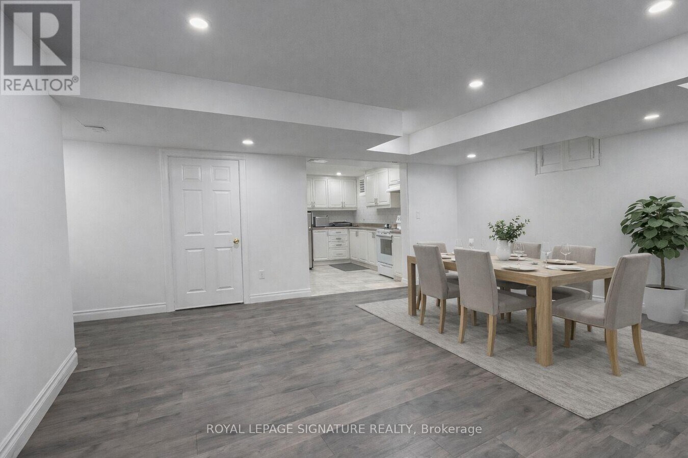 Photo - 38 Meandering Trail