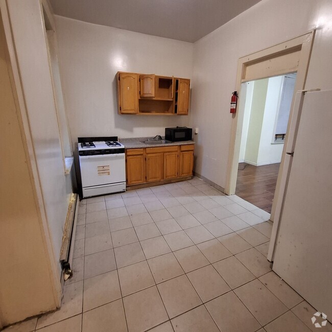 Building Photo - 285 Old Bergen Rd Unit 1 Rental