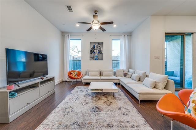 Photo - 1052 Maverick Dr