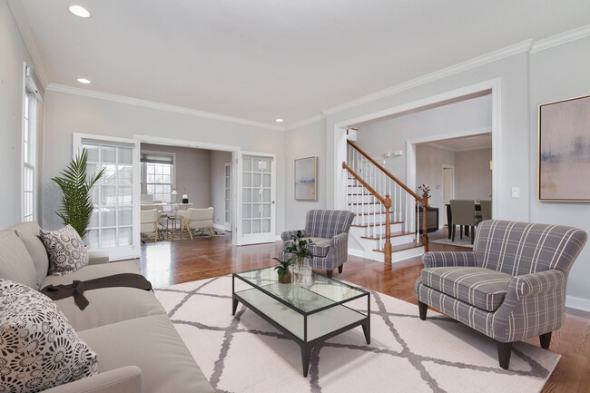 Photo - 2127 Chandler Ln