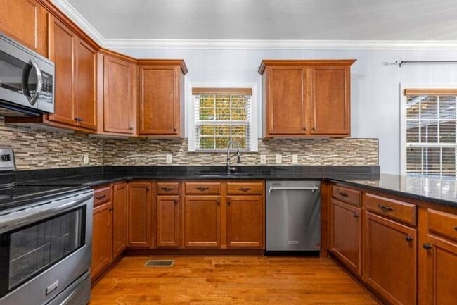 Photo - 7160 Neville Dr